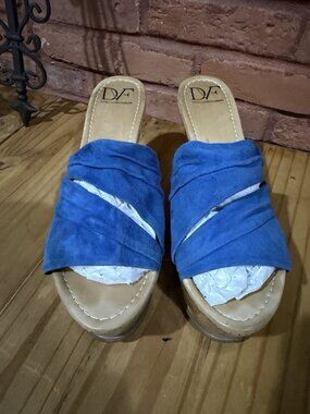Diane Von Furstenberg Women’s 8.5 M Blue Suede Wedge Heel Platform Slide Sandals